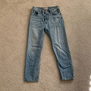 Everlane 90s Cheeky Jean in Vintage Sunbleached Blue